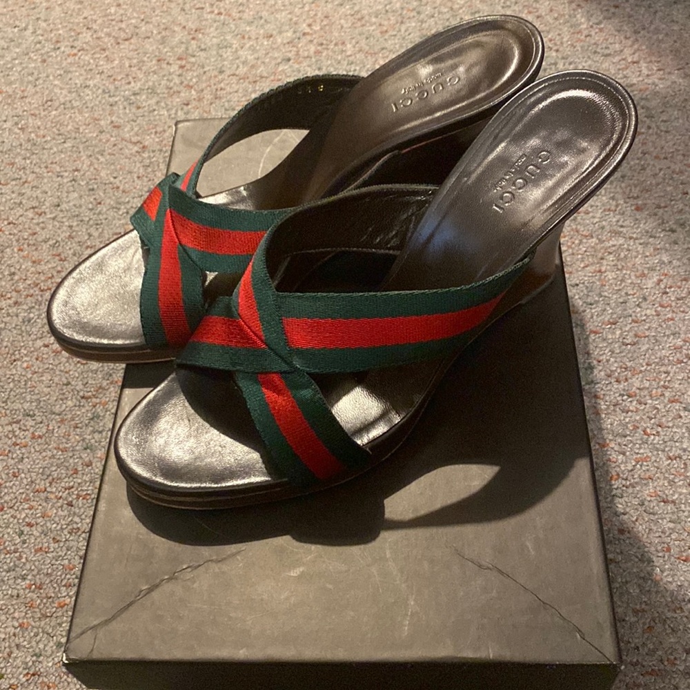 GUCCI mule wedges w/box